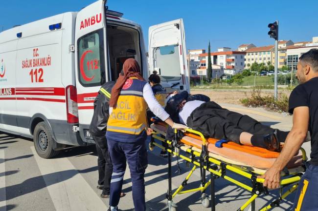 Osmaniye'de otomobille çarpışan motosikletin sürücüsü yaralandı