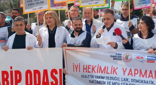 Osmaniye’de Hekimlerden Sağlık Sistemi Tepkisi
